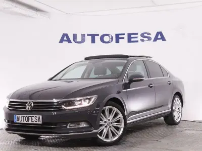 Usado VW Passat Executive 150 CV (110 kW) 2016 Gris/negra Berlina