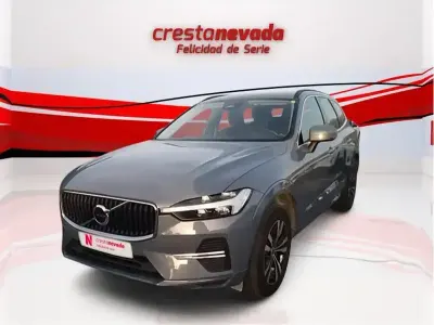 Käytetty Volvo XC60 Momentum 197 HP (144 kW) 2022 Harmaa Katumaasturi