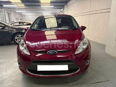 Granate Usado 2010 Ford Fiesta Titanium Berlina | 6500 € (Precio justo)