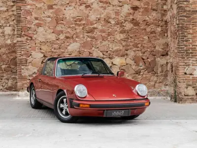 Usado Porsche 911 165 CV (121 kW) 1977 Burdeos Descapotable