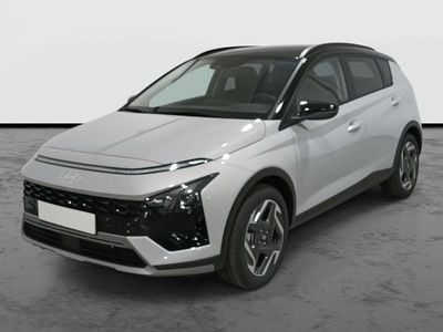 Gris lumen (techo negro) Usado 2025 Hyundai Bayon Blackline SUV | 19.490 € (Precio justo)