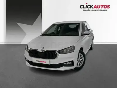 Usado Skoda Fabia Selection 95 CV (69 kW) 2025 Blanco Utilitario