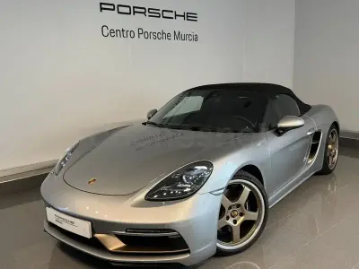 Usado Porsche 718 Cayman GTS 400 CV (294 kW) 2021 Gris / plata Coupe
