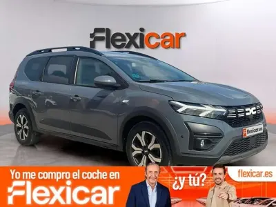 Usado Dacia Jogger Expression 110 CV (80 kW) 2024 Gris Monovolumen