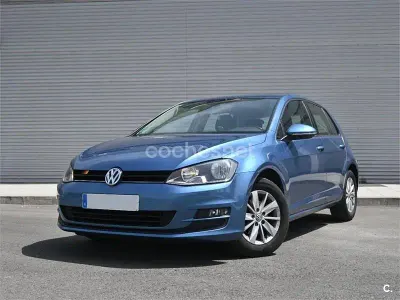 Usado VW Golf VII Edition 105 CV (77 kW) 2015 Azul Berlina