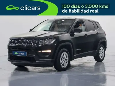 Usado Jeep Compass Sport 140 CV (102 kW) 2018 Negro SUV