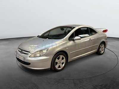Usado Peugeot 307 CC 143 CV (105 kW) 2005 Gris / plata Descapotable