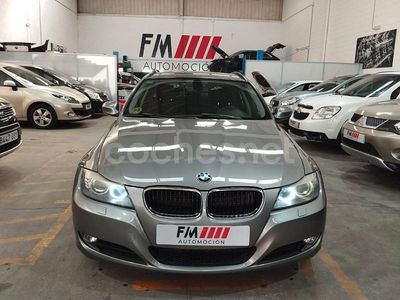 Gris / plata Usado 2011 BMW 318 Familiar | 7499 € (Precio justo)