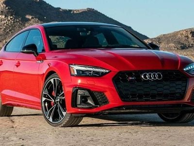 Usado Audi RS5 450 CV (330 kW) 2022 Rojo Coupe