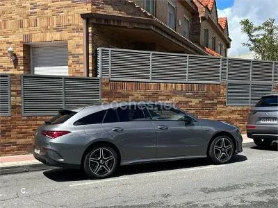 Usado Mercedes CLA250e Shooting Brake 218 CV (160 kW) 2020 Gris / plata Familiar