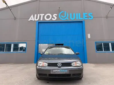 Usado VW Golf IV GTI 150 CV (110 kW) 2002 Gris / plata Berlina