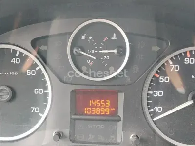 Usado Citroën Berlingo Feel 100 CV (73 kW) 2018 Blanco Monovolumen