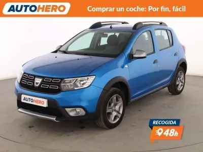 Usado Dacia Sandero Essentiel 90 CV (66 kW) 2019 Azul Utilitario