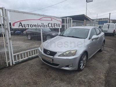 Usado Lexus IS220d President Line 177 CV (130 kW) 2007 Gris / plata Berlina