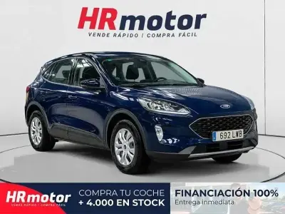 Usado Ford Kuga Trend 120 CV (88 kW) 2022 Azul SUV