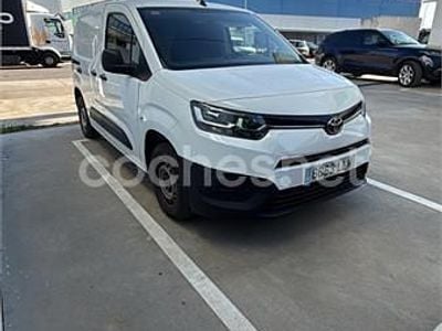 Usado Toyota Proace City City 102 CV (75 kW) 2020 Blanco Monovolumen