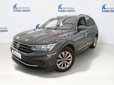 Usado VW Tiguan Allspace Life 150 CV (110 kW) 2022 Gris SUV