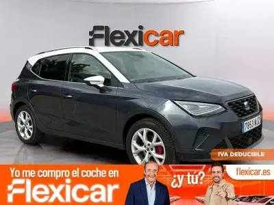Usado Seat Arona FR 150 CV (110 kW) 2023 Gris SUV