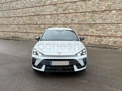 Usado Cupra Leon 150 CV (110 kW) 2024 Blanco Familiar
