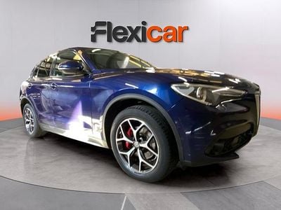 Usado Alfa Romeo Stelvio Executive 180 CV (132 kW) 2018 Azul SUV