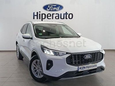 Usado Ford Kuga Titanium 150 CV (110 kW) 2025 Blanco SUV