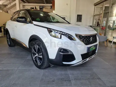 Usado Peugeot 3008 Allure 130 CV (95 kW) 2018 Blanco SUV
