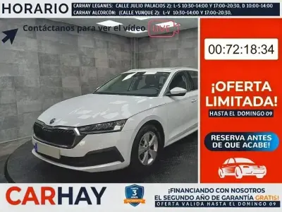 Usado Skoda Octavia 110 CV (80 kW) 2021 Blanco Familiar
