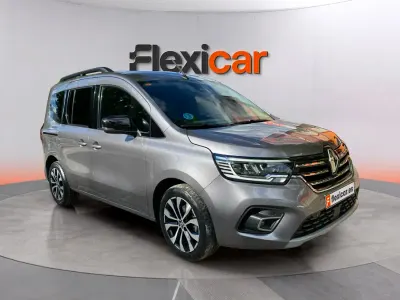 Usado Renault Kangoo Zen 95 CV (69 kW) 2021 Gris Monovolumen