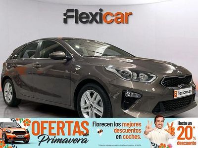 Usado Kia Ceed 140 CV (102 kW) 2020 Marrón Utilitario