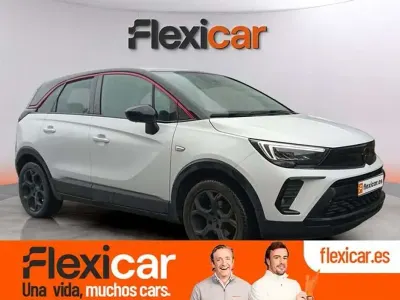 Usado Opel Crossland GS Line 110 CV (80 kW) 2022 Blanco SUV