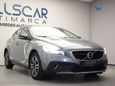 Usado Volvo V40 CC 120 CV (88 kW) 2018 Gris Familiar