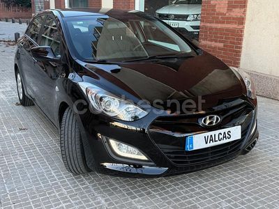 Usado Hyundai i30 100 CV (73 kW) 2013 Negro Berlina
