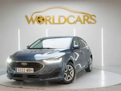 Usado Ford Focus Trend+ 120 CV (88 kW) 2022 Azul Utilitario