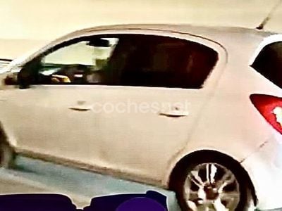 Blanco Usado 2011 Opel Corsa Excellence Berlina | 2000 €