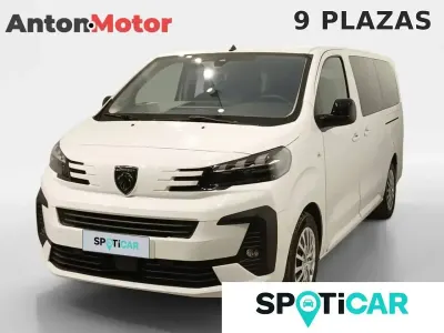 Begagnad Peugeot Traveller Business-Line 180 HK (132 kW) 2024 Vit Minibuss