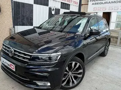 Usado VW Tiguan R-line 241 CV (177 kW) 2017 Negro SUV