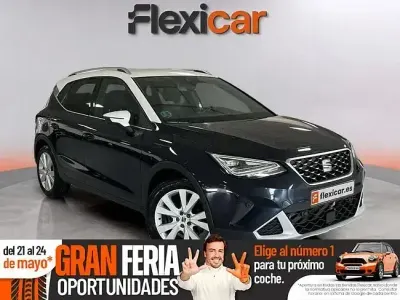 Usado Seat Arona Xperience 110 HP (80 kW) 2022 Azul SUV
