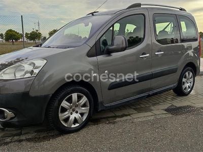Gris / plata Usado 2013 Peugeot Partner Tepee Active Monovolumen | 7800 € (Buen precio)