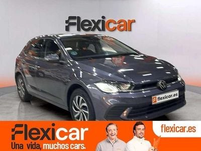 Usado VW Polo Life 95 CV (69 kW) 2023 Gris Utilitario