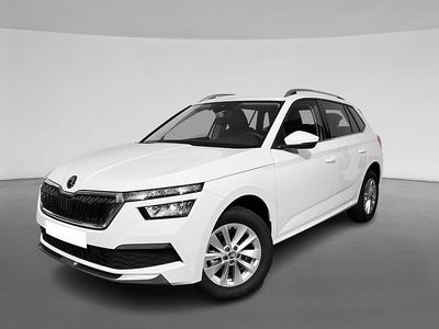 Blanco candy Usado 2023 Skoda Kamiq Ambition SUV | 19.990 € (Precio justo)