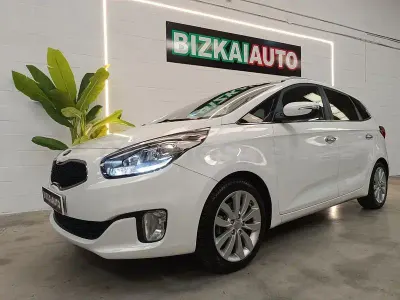 Usado Kia Carens 141 CV (103 kW) 2016 Blanco Monovolumen