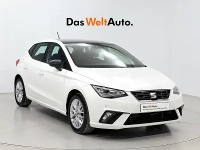 Usado Seat Ibiza FR 110 CV (80 kW) 2023 Blanco Utilitario