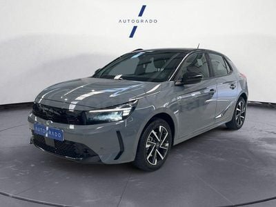 Usado Opel Corsa 100 CV (73 kW) 2024 Gris / plata Utilitario