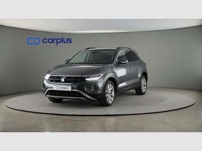 Usado VW T-Roc Life 110 CV (80 kW) 2022 Gris SUV