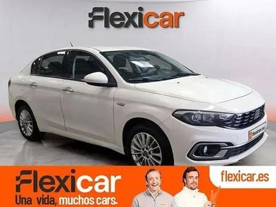 Begagnad Fiat Tipo Life 101 HK (74 kW) 2021 Vit Sedan