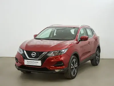 Usado Nissan Qashqai Acenta 140 CV (102 kW) 2021 Granate SUV