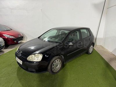 Usado VW Golf IV Highline 105 CV (77 kW) 2005 Negro Berlina