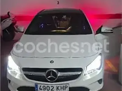 Usado Mercedes CLA200 Urban 136 CV (100 kW) 2016 Blanco Coupe