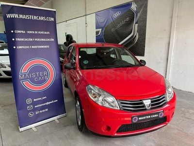 Rojo Usado 2011 Dacia Sandero Ambiance Berlina | 4990 € (Precio justo)