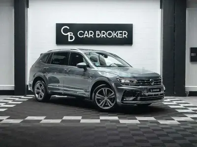 Usado VW Tiguan Sportline 190 CV (139 kW) 2020 Gris / plata SUV